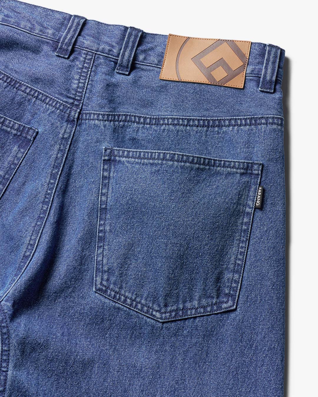 Loose Jeans